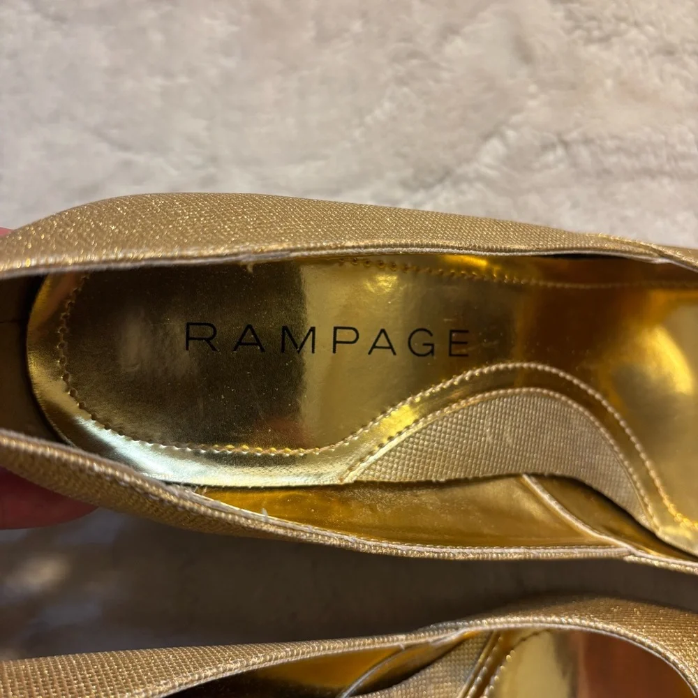 NEW Rampage Heels Size 8.5 Gold Metallic Maria Pointed Toe Party Festive 3”